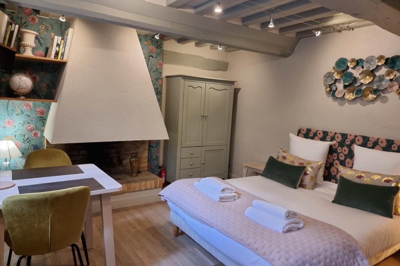 The Saint Jean Suite - Cozy For 2 - Center Honfleur With Fireplace Экстерьер фото